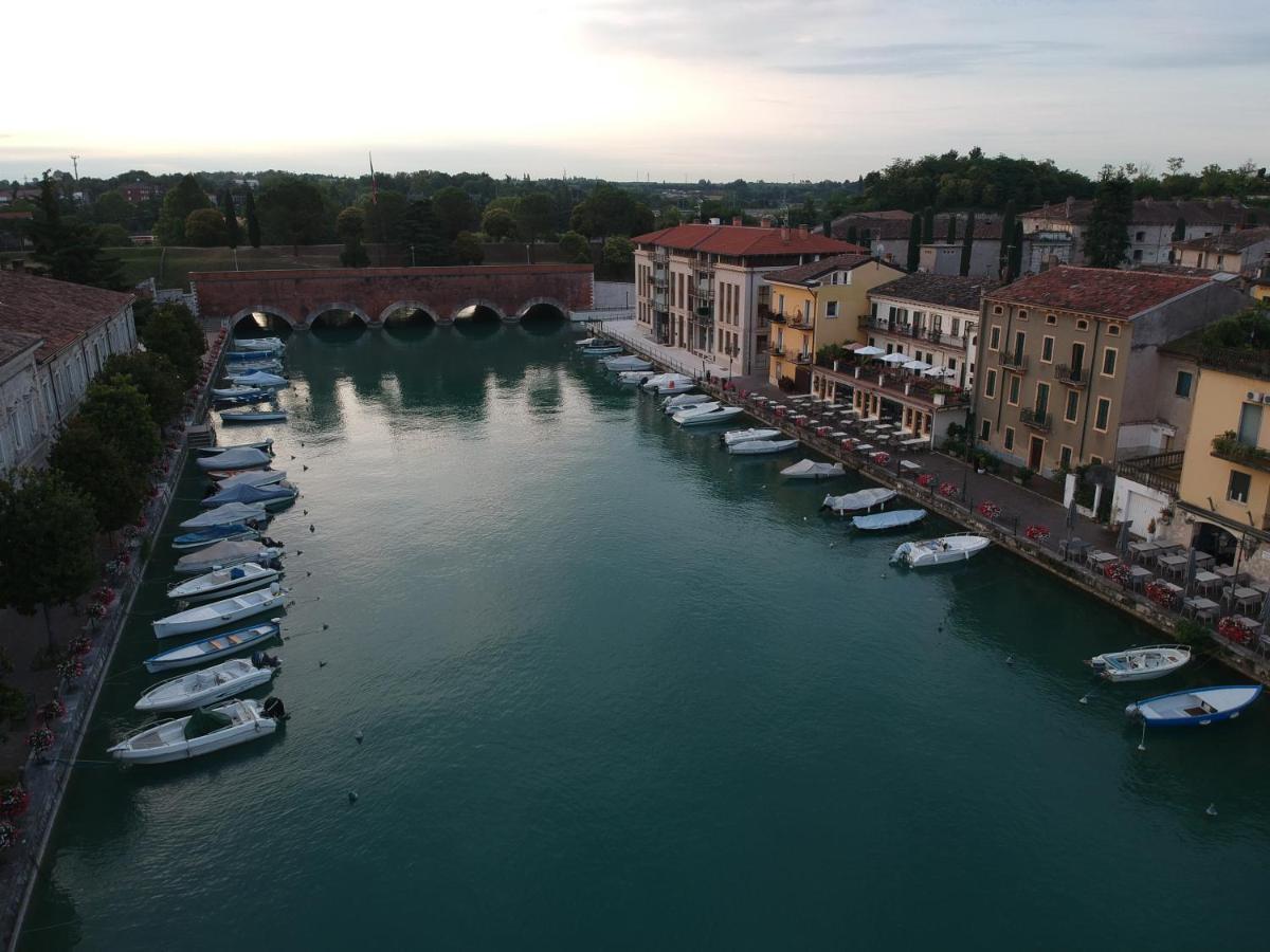 Fiori Sull'Acqua Apartments Peschiera del Garda Exteriér fotografie